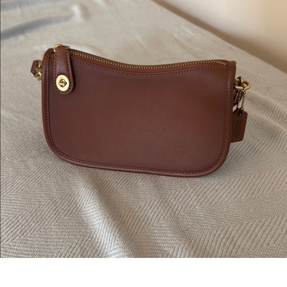 Coach Swinger Bag 20